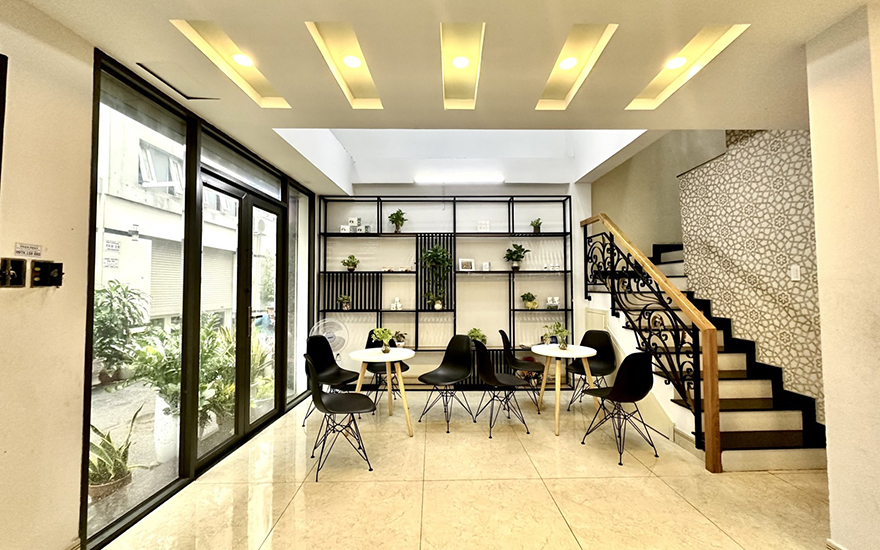 Bán nhà Quận 11: Giá cả, khu vực tiềm năng & kinh nghiệm mua nhà thực tế