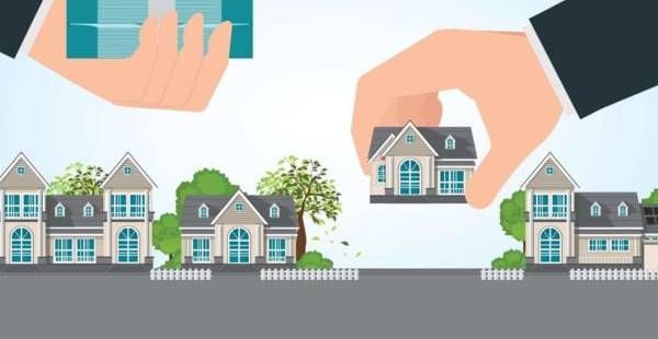 Bán nhà đất tự túc hay qua môi giới: Lựa chọn nào tối ưu?