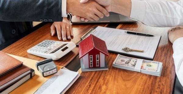 Bán Nhà Qua Môi Giới: 3 Kinh Nghiệm Vàng Tránh Rủi Ro