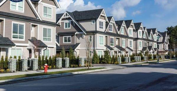 Đầu Tư Townhouse: Lợi Nhuận Vượt Trội và Tiềm Năng Phát Triển