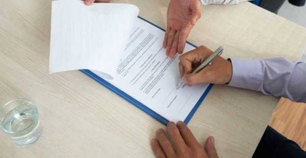 Mẫu Hợp Đồng Đặt Cọc Thuê Trọ Đơn Giản, Mới Nhất 2025