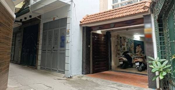 Mua nhà cách 1 nhà ra phố: Kinh nghiệm và lưu ý quan trọng